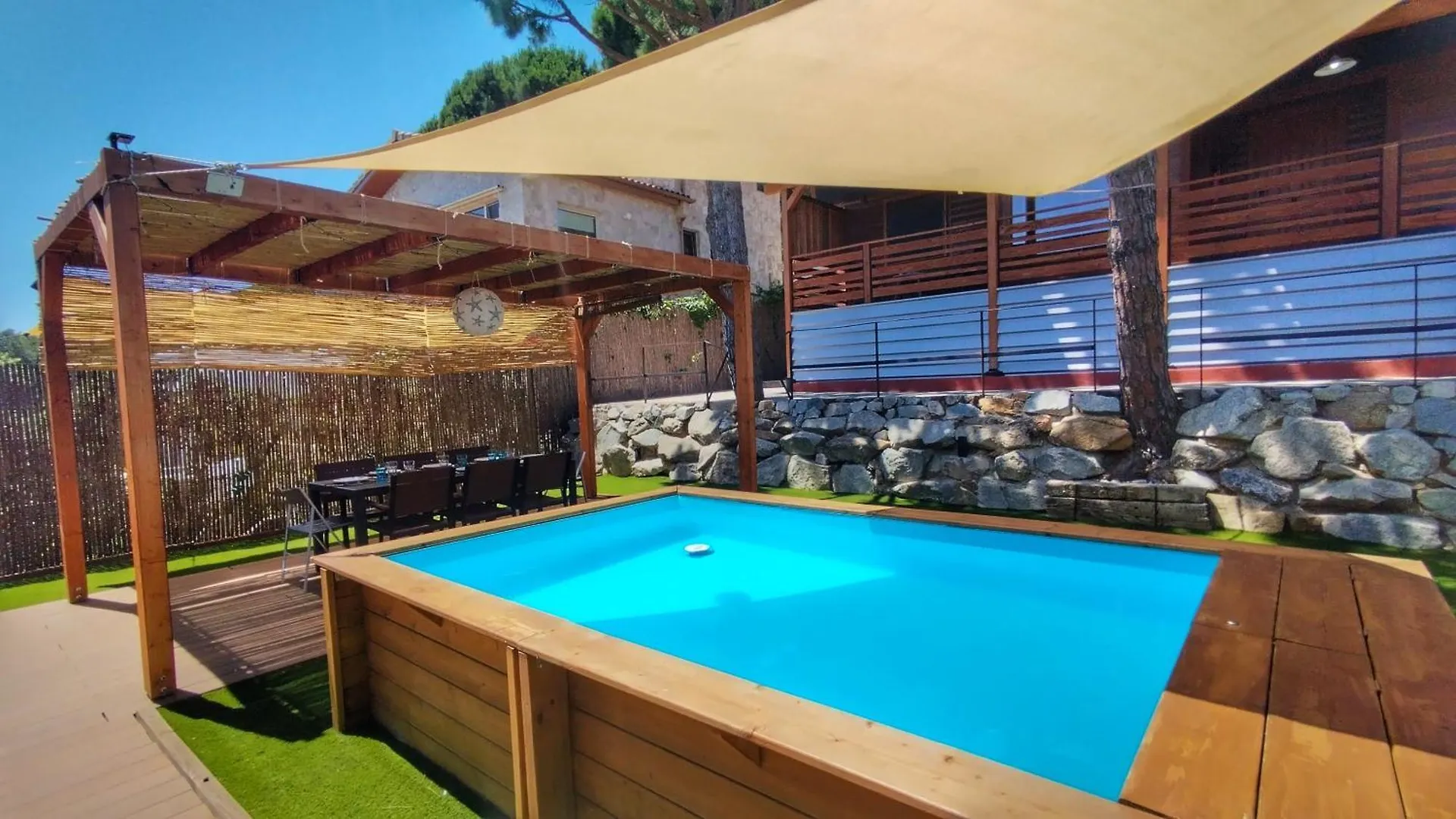 וילה הוילה פינדה דה מר Casa De Madera Con Piscina Y Vistas Al Mar